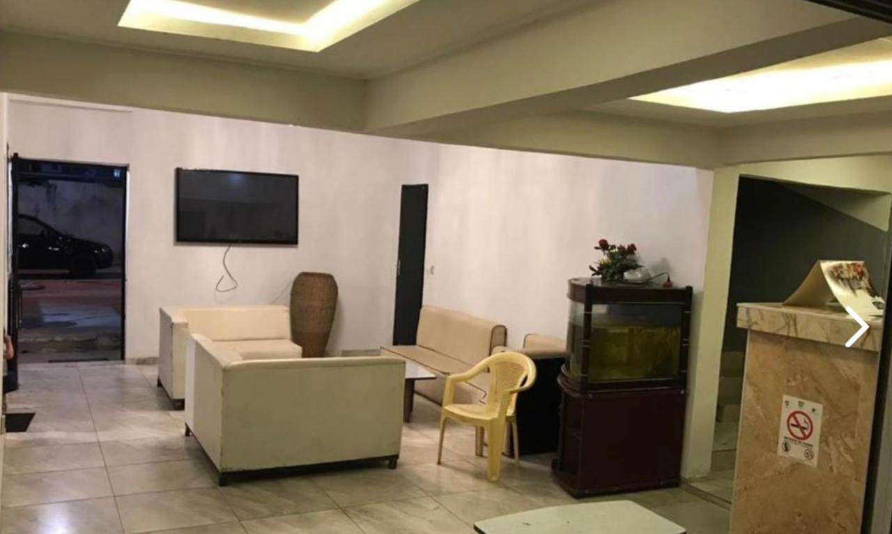 Hotel Residence Vera Abidjan Exterior photo